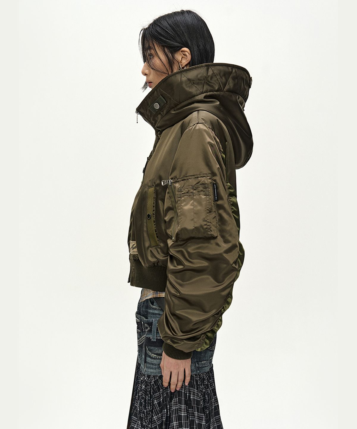 앤더슨벨(ADSB ANDERSSON BELL) UNISEX FLARE COLLAR MA-1 PARKA (KHAKI BROWN)