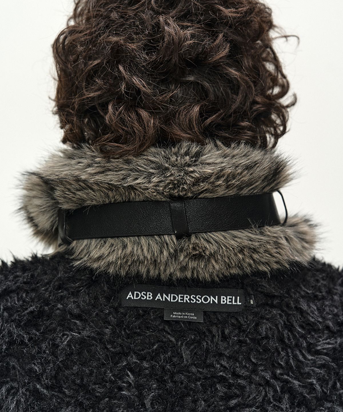 앤더슨벨(ADSB ANDERSSON BELL) BELTED FUR SHORT MUFFLER (GREY)