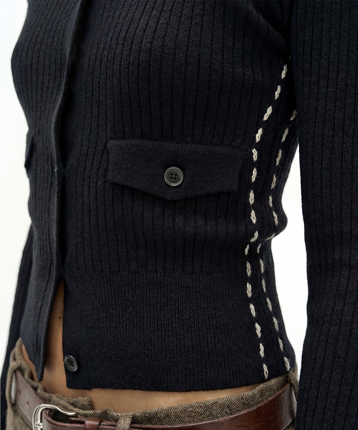 앤더슨벨(ADSB ANDERSSON BELL) CASHMERE HAND STITCHED RIB CARDIGAN (BLACK)