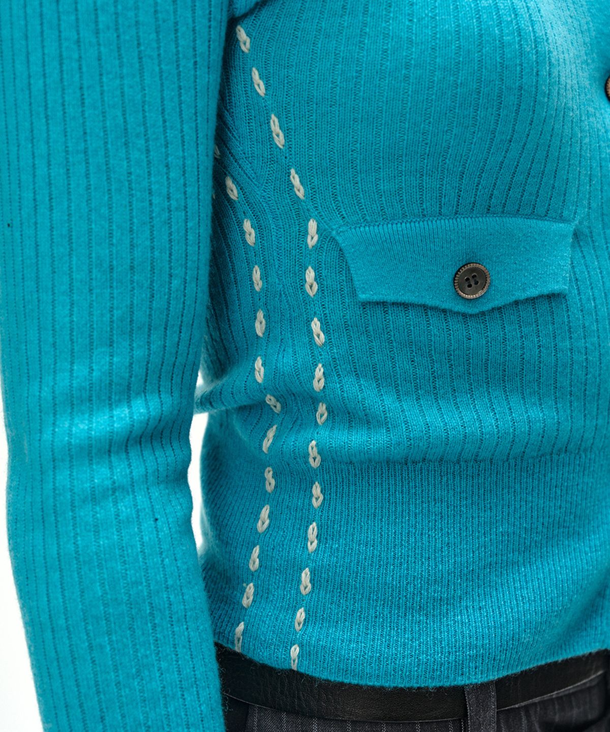 앤더슨벨(ADSB ANDERSSON BELL) CASHMERE HAND STITCHED RIB CARDIGAN (BLUE)
