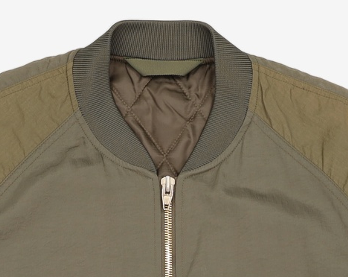 커스텀멜로우(CUSTOMELLOW) over-fit ma1 padding jumper_CWUAS22211KHX 100