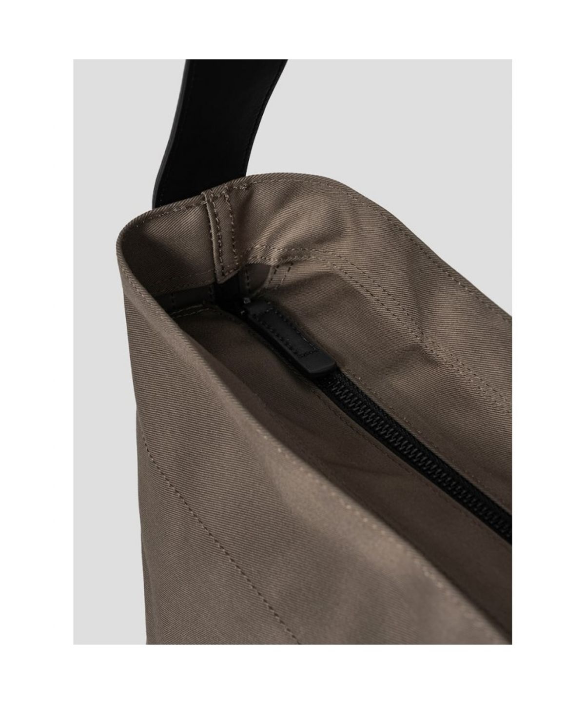 빈폴 액세서리(BEANPOLE ACCESSORY) 르네 숄더백  브라운