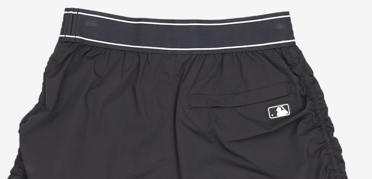 엠엘비(MLB) 여성 베이직 레터링 밴드 3부 반바지 NY (Black) XS