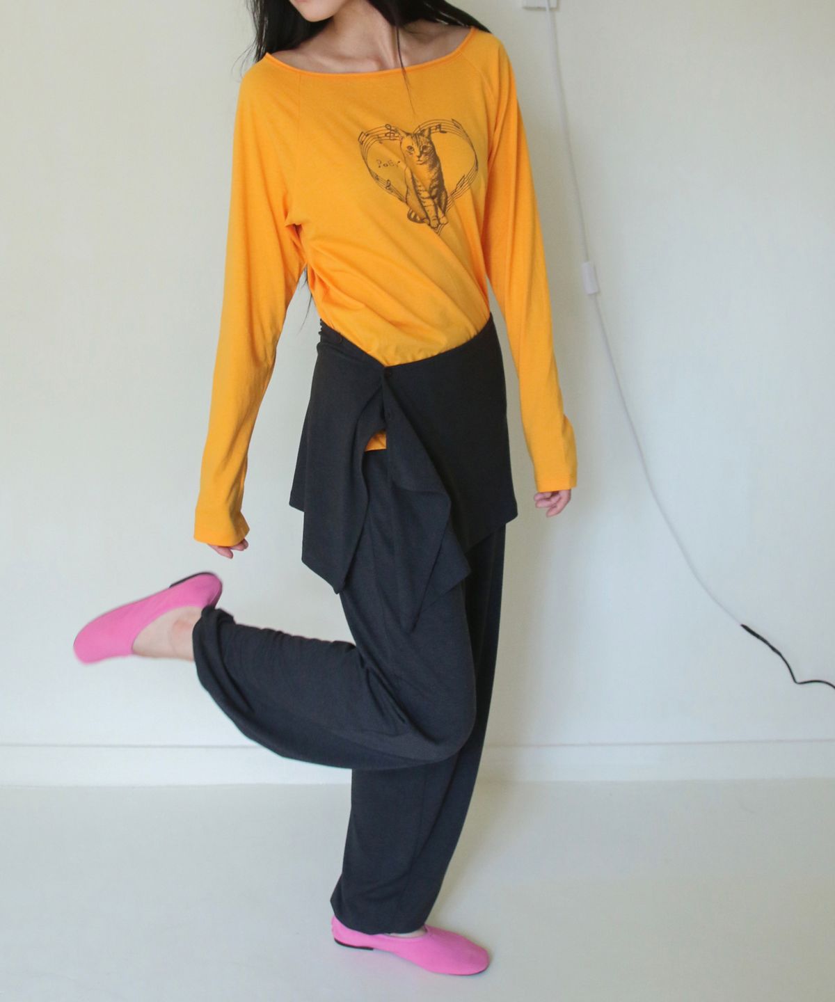 포에브(POEV) Layered Balloon Jogger Pants - Charcoal