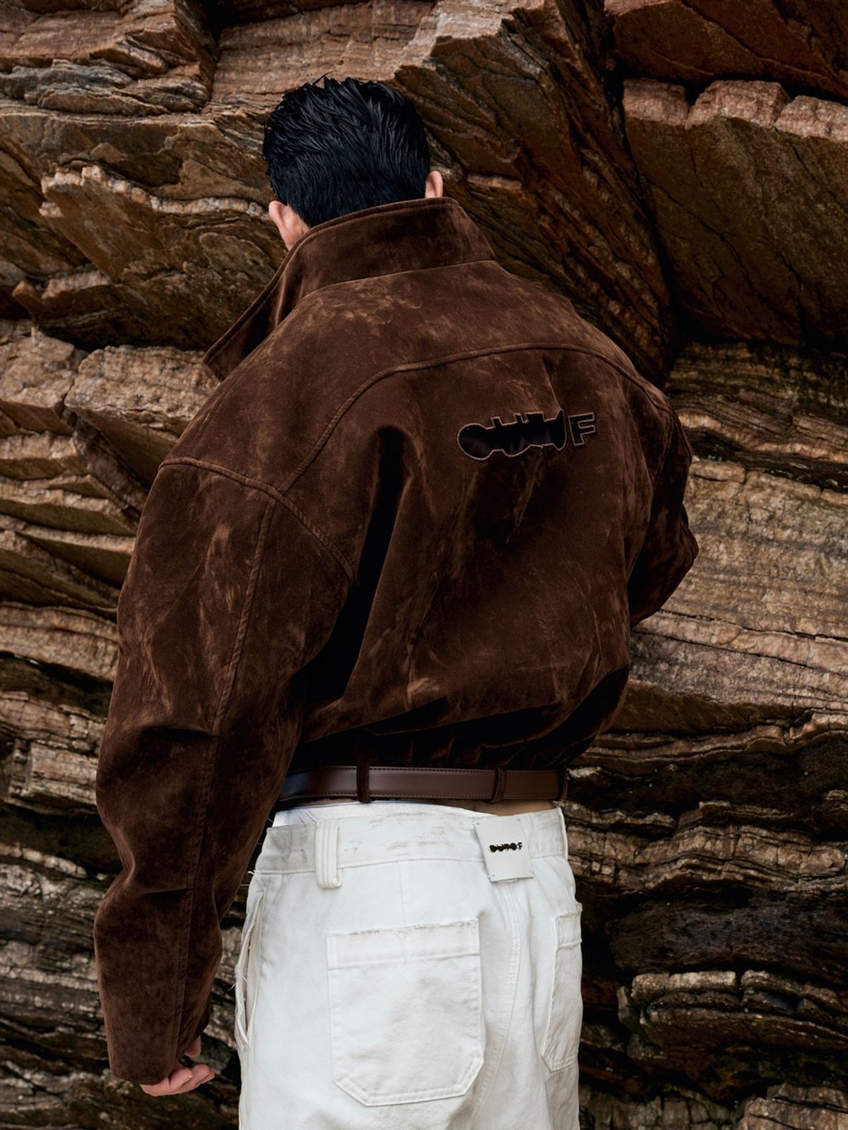 아웃오브(OUTOF) Suede Belt Jacket