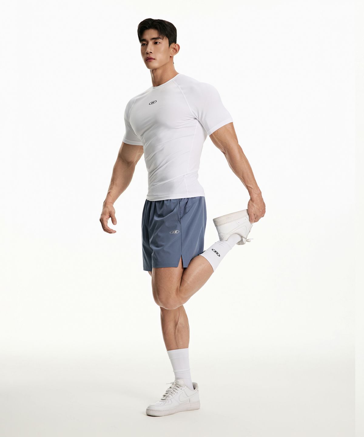 본투윈(BORN TO WIN) SYMBOL B STRENGTH SHORTS [DUSTY BLUE]