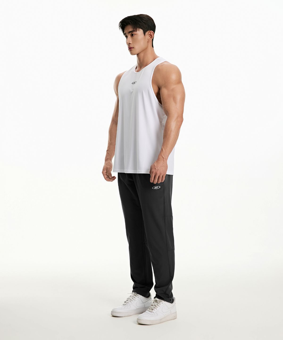 본투윈(BORN TO WIN) SYMBOL B STRENGTH JOGGER PANTS [CHARCOAL]
