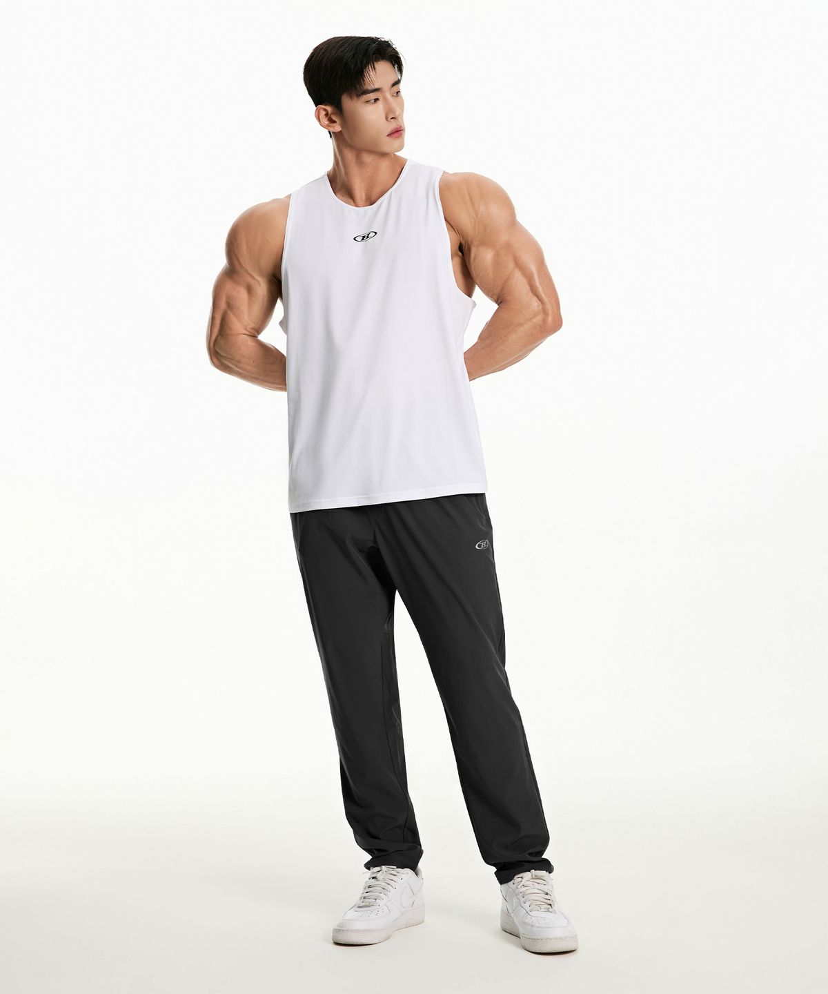 본투윈(BORN TO WIN) SYMBOL B STRENGTH JOGGER PANTS [CHARCOAL]