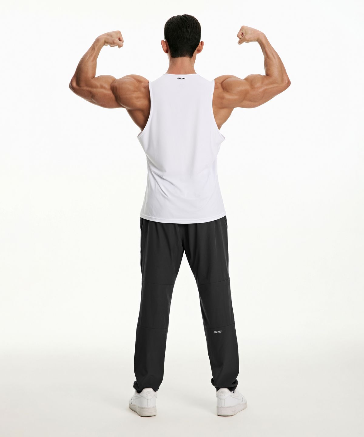 본투윈(BORN TO WIN) SYMBOL B STRENGTH JOGGER PANTS [CHARCOAL]