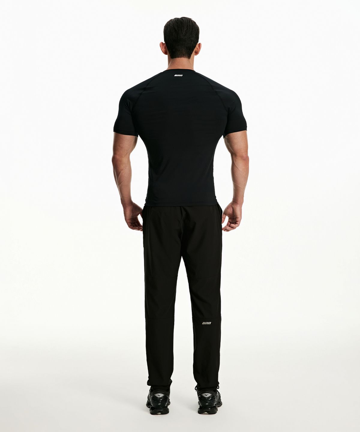 본투윈(BORN TO WIN) SYMBOL B STRENGTH JOGGER PANTS [BLACK]