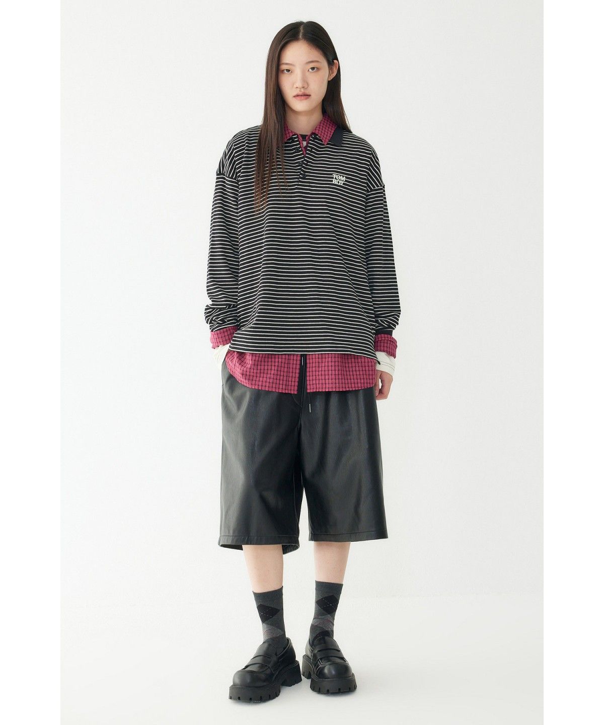 스튜디오 톰보이(STUDIO TOMBOY) 아가일 패턴 양말 _블랙_9146472105