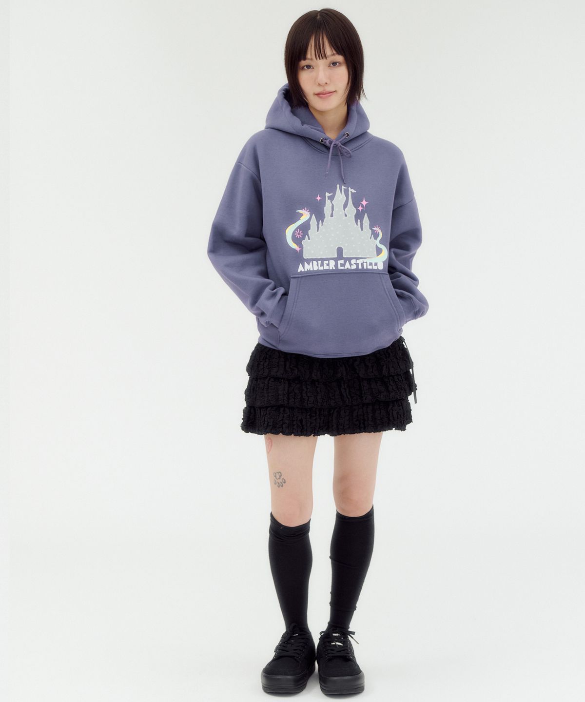엠블러(AMBLER) Magic Castle 그래픽 후드 티셔츠 AHP1307 (퍼플)