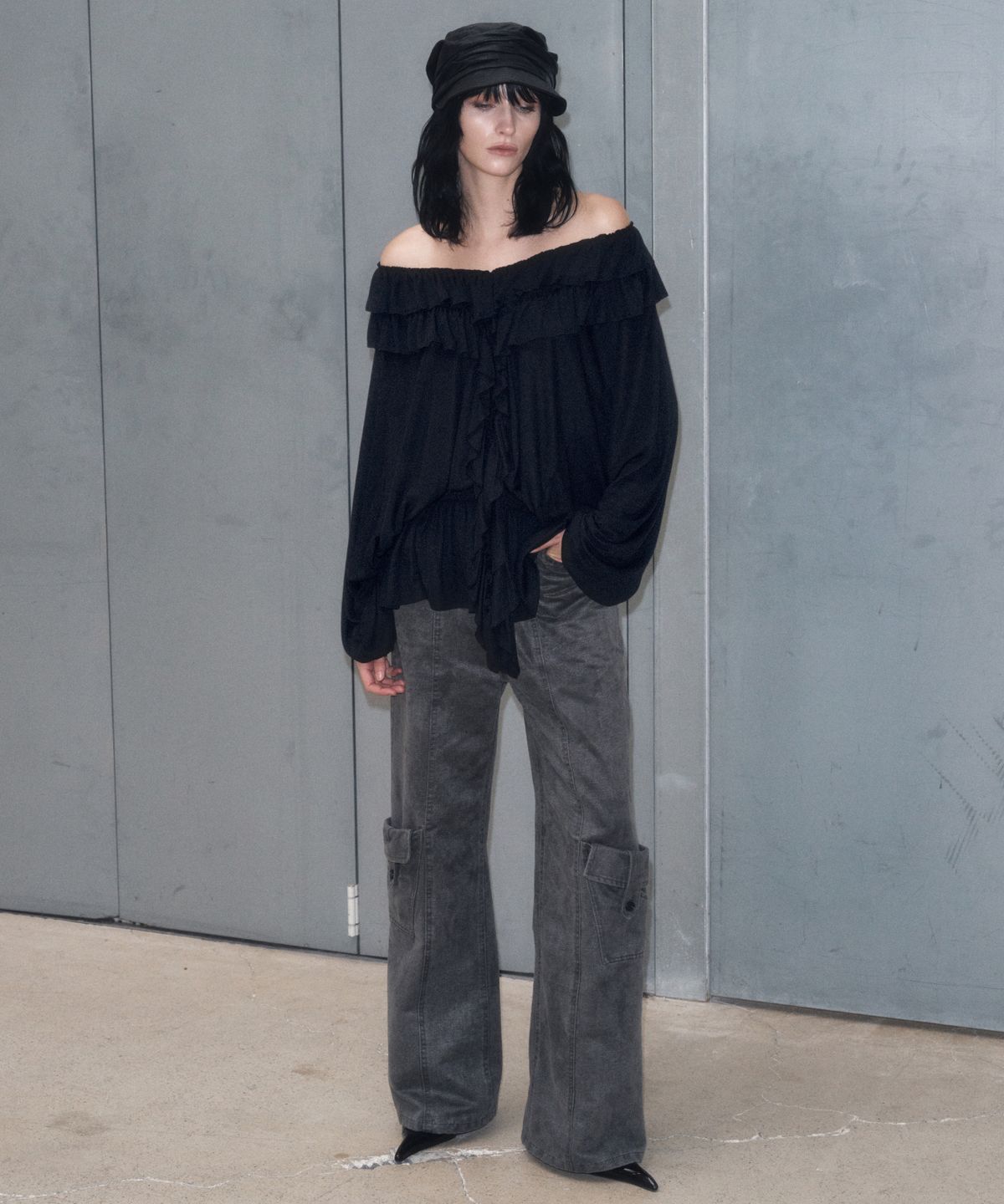 긴스키(GINSUKI) BOHEMIAN RUFFLE LAYERED T-SHIRTS (BLACK)