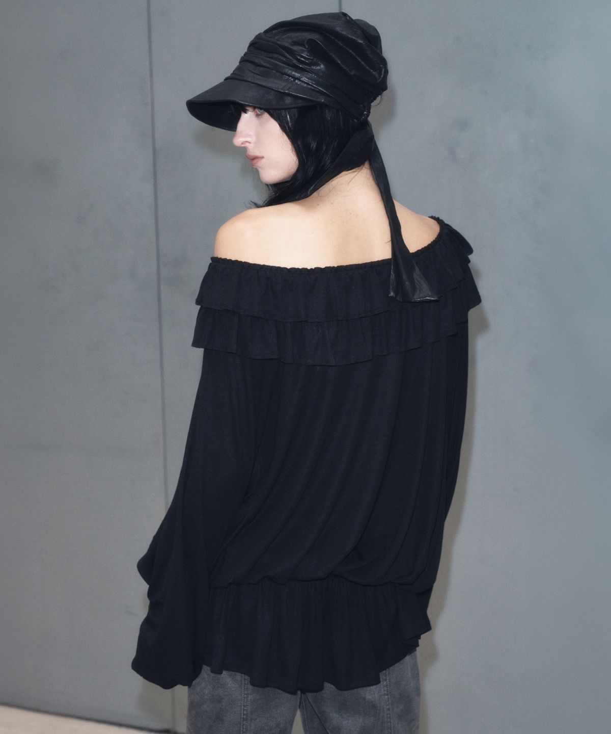 긴스키(GINSUKI) BOHEMIAN RUFFLE LAYERED T-SHIRTS (BLACK)