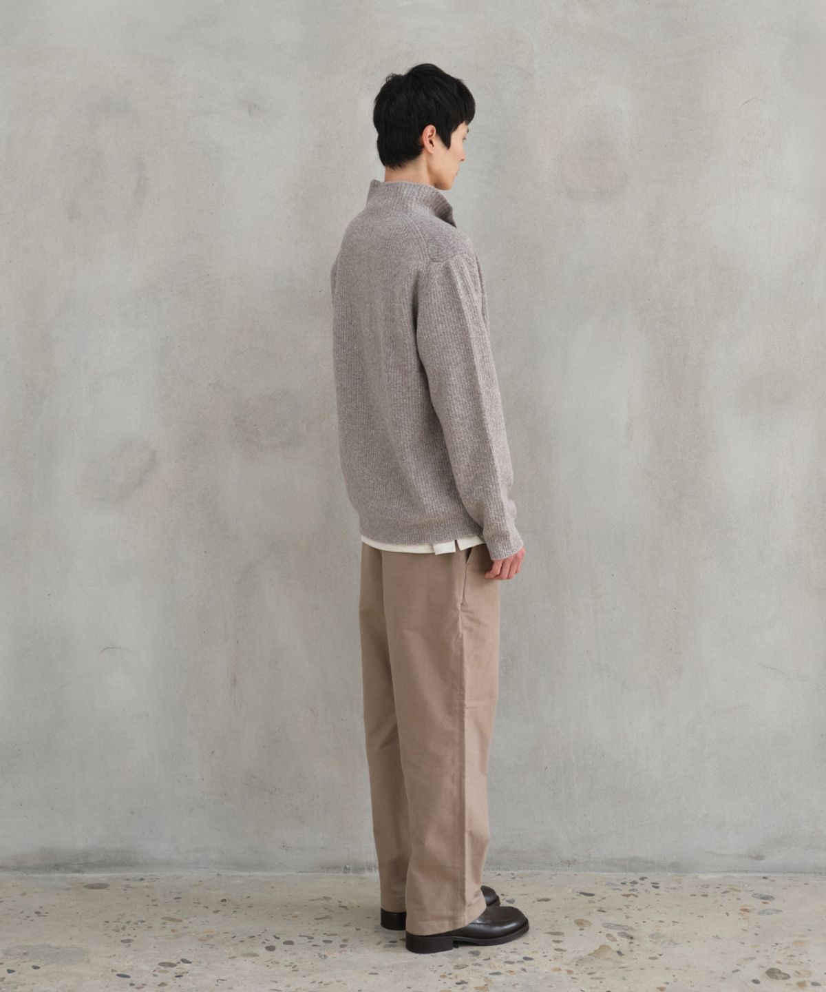 홀리선(HORLISUN) Phoebe High Neck Button Knit Melange Beige