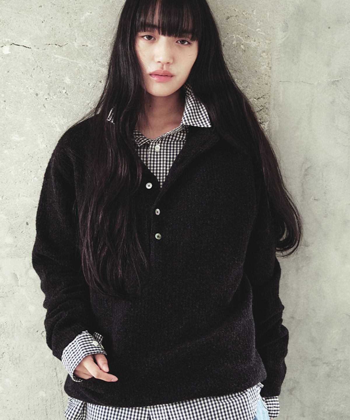 홀리선(HORLISUN) Phoebe High Neck Button Knit Dark Charcoal