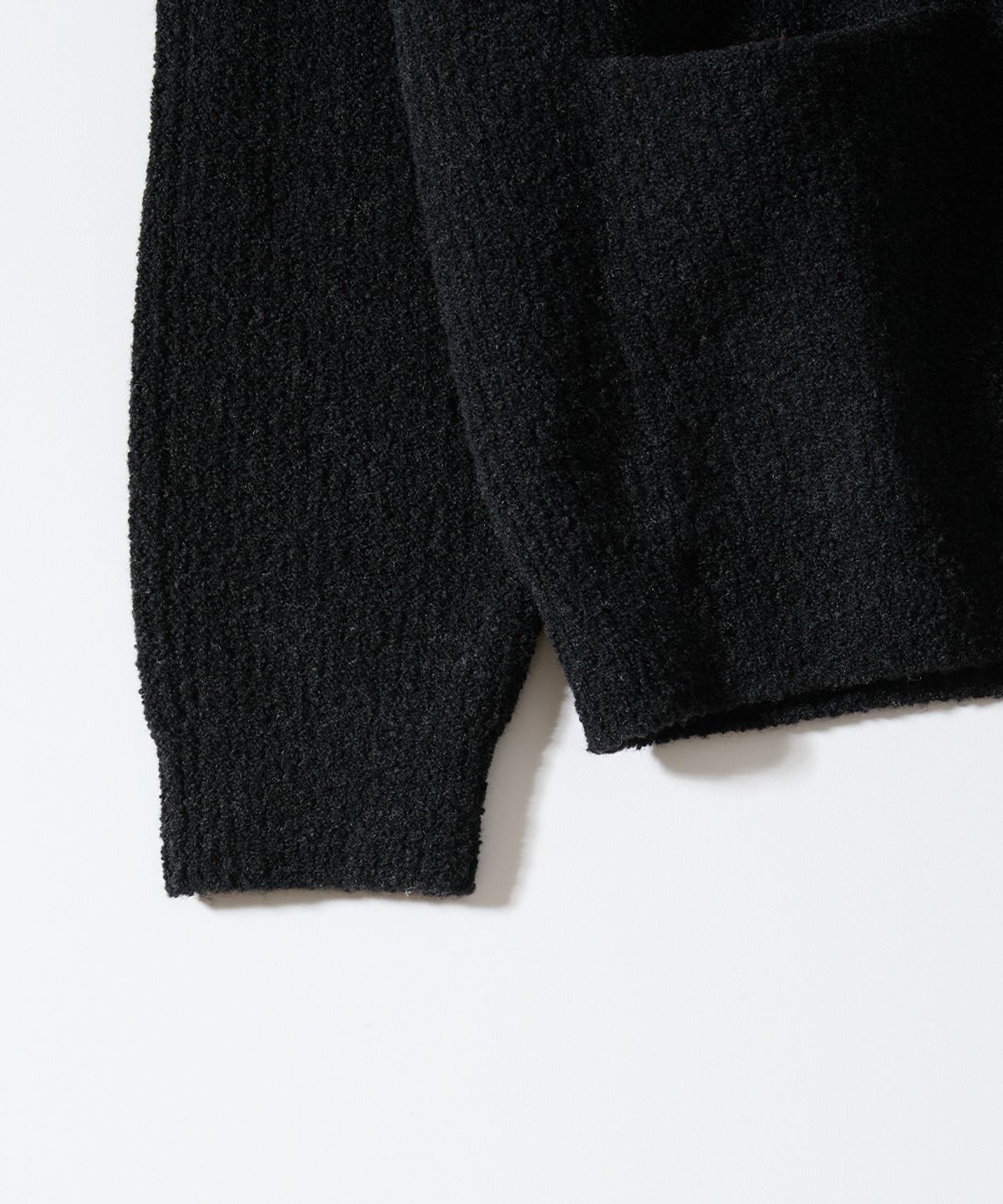 홀리선(HORLISUN) Phoebe High Neck Button Knit Dark Charcoal