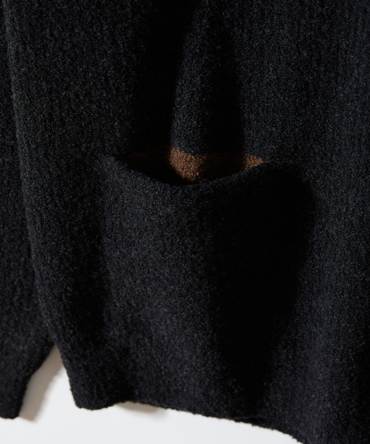 홀리선(HORLISUN) Phoebe High Neck Button Knit Dark Charcoal
