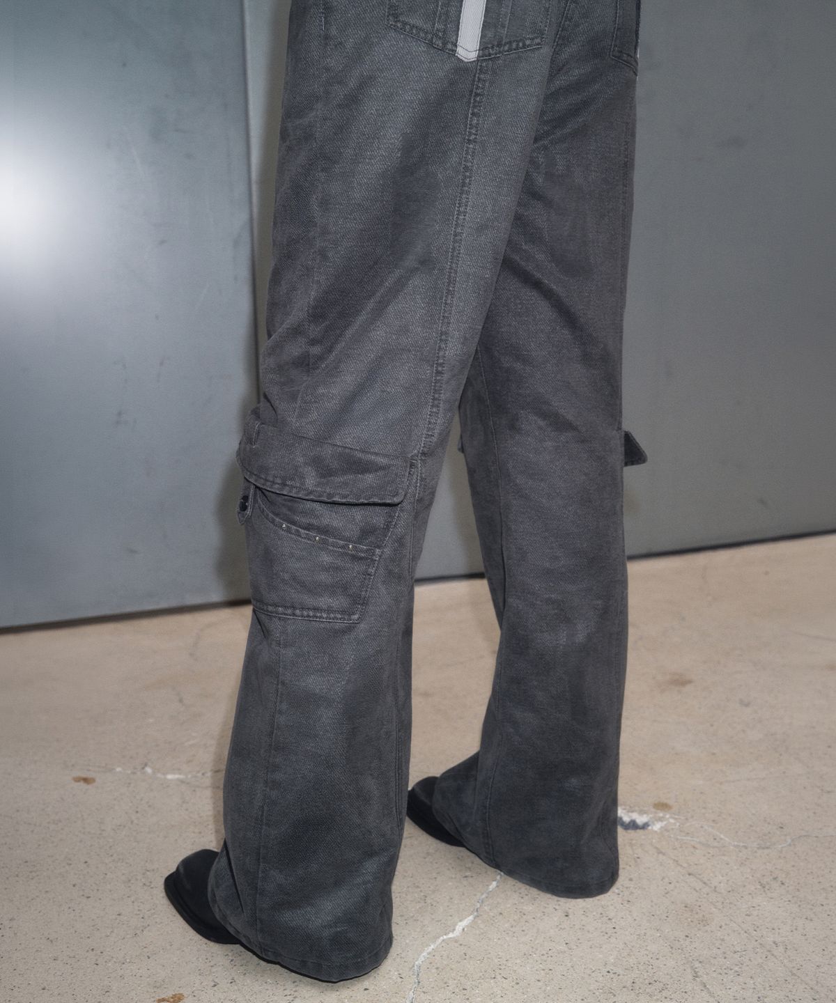 긴스키(GINSUKI) [긴스키 X 물바다]MULTI POCKET UTILITY PANTS (GREY)