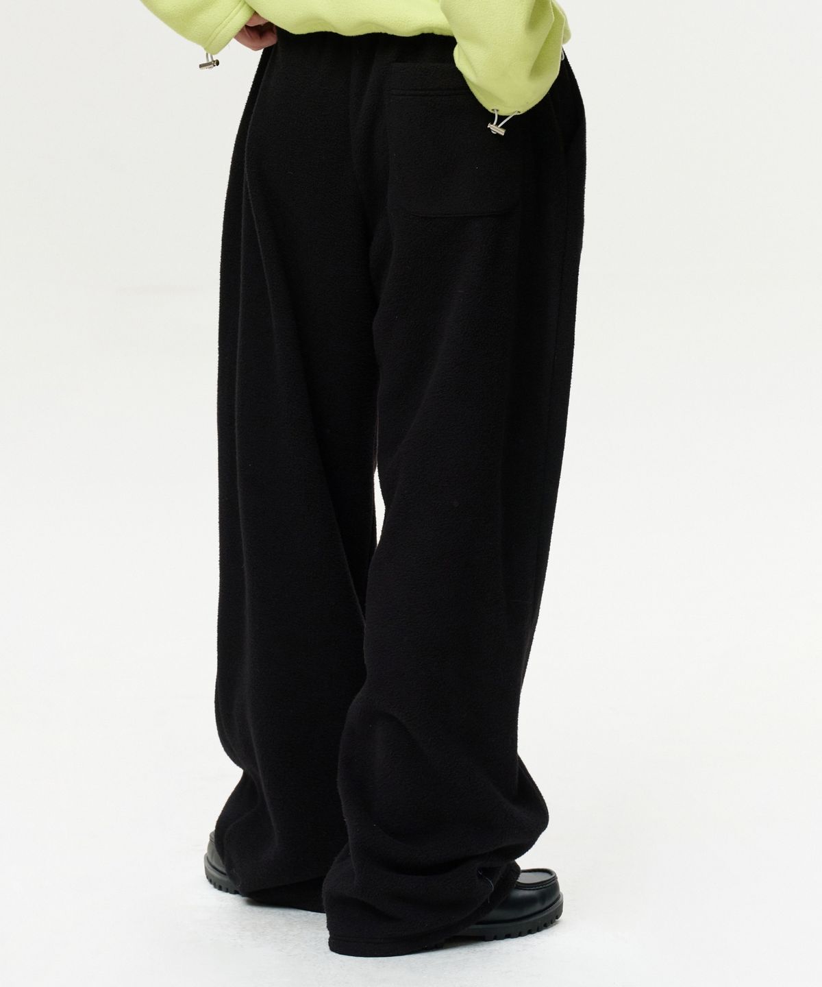 이알에이(ERA) MEN ERA POLAR FLEECE PANTS - BLACK