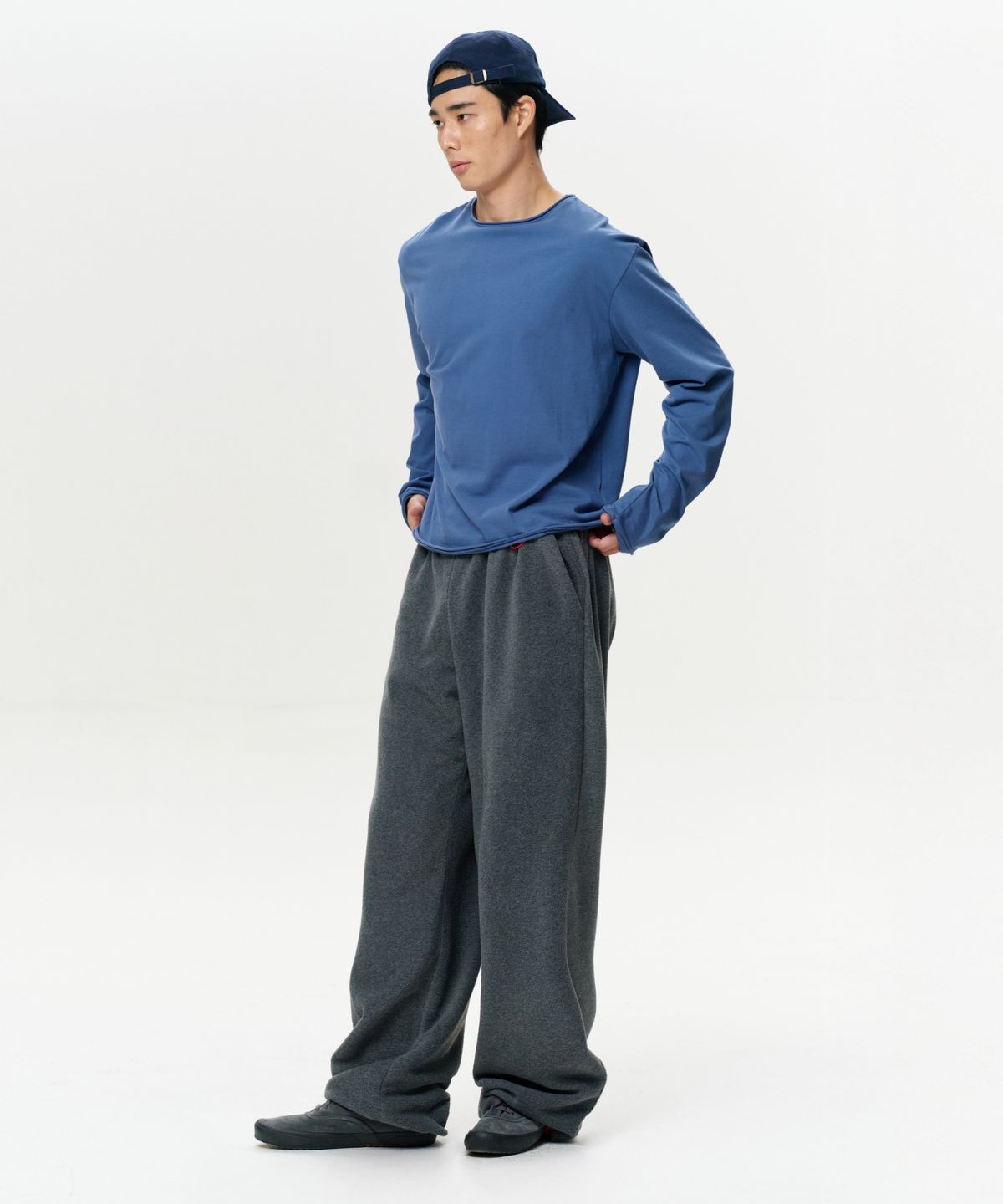 이알에이(ERA) MEN ERA POLAR FLEECE PANTS - CLOUD