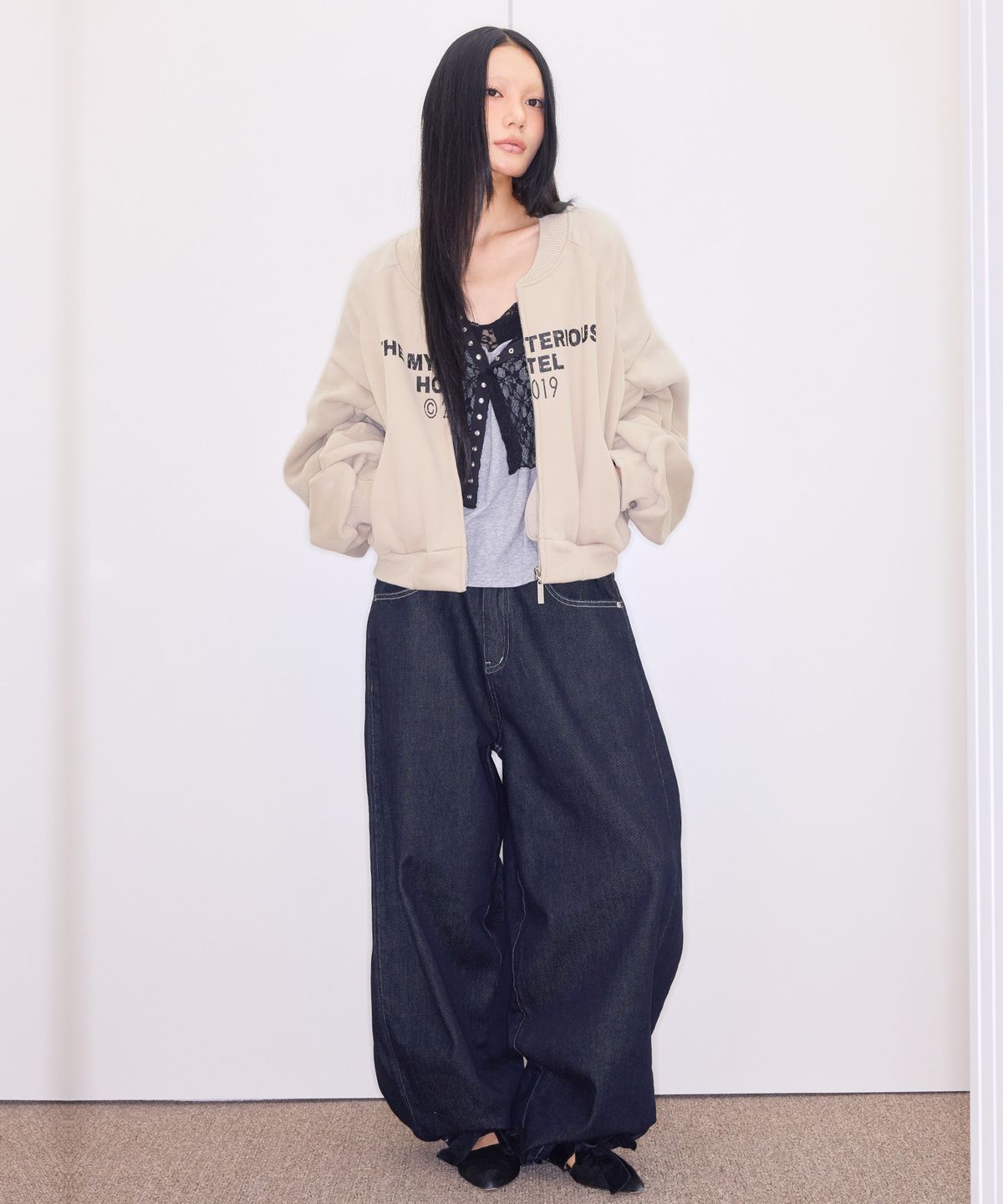 미스테리어스호텔(THE MYSTERIOUS HOTEL) TMH FLEECE SHIRRING JK [BEIGE]