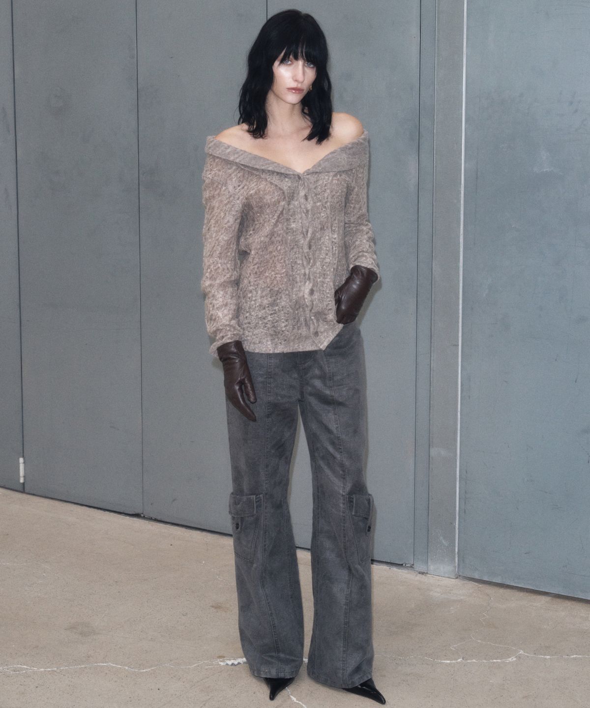 긴스키(GINSUKI) 2-WAY FOLD NECK SHIRT (BEIGE)