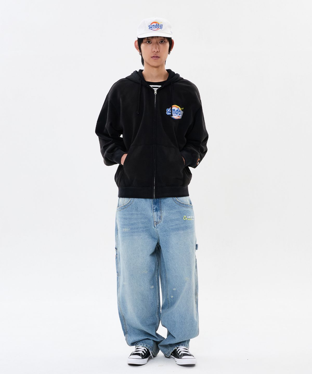 위캔더스(WKNDRS) WKNDRS x Krackerhouse SUNDAY ZIP-UP HOODIE (BLACK)