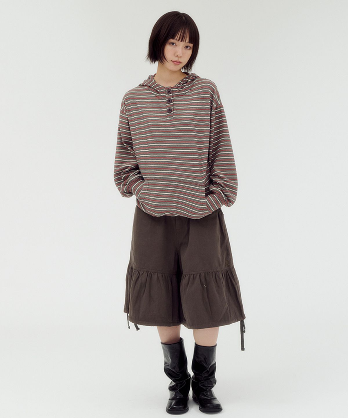 엠블러(AMBLER) Striped Star button hoodie  자수 플리스 후드 티셔츠 AHP1311 (버건디)