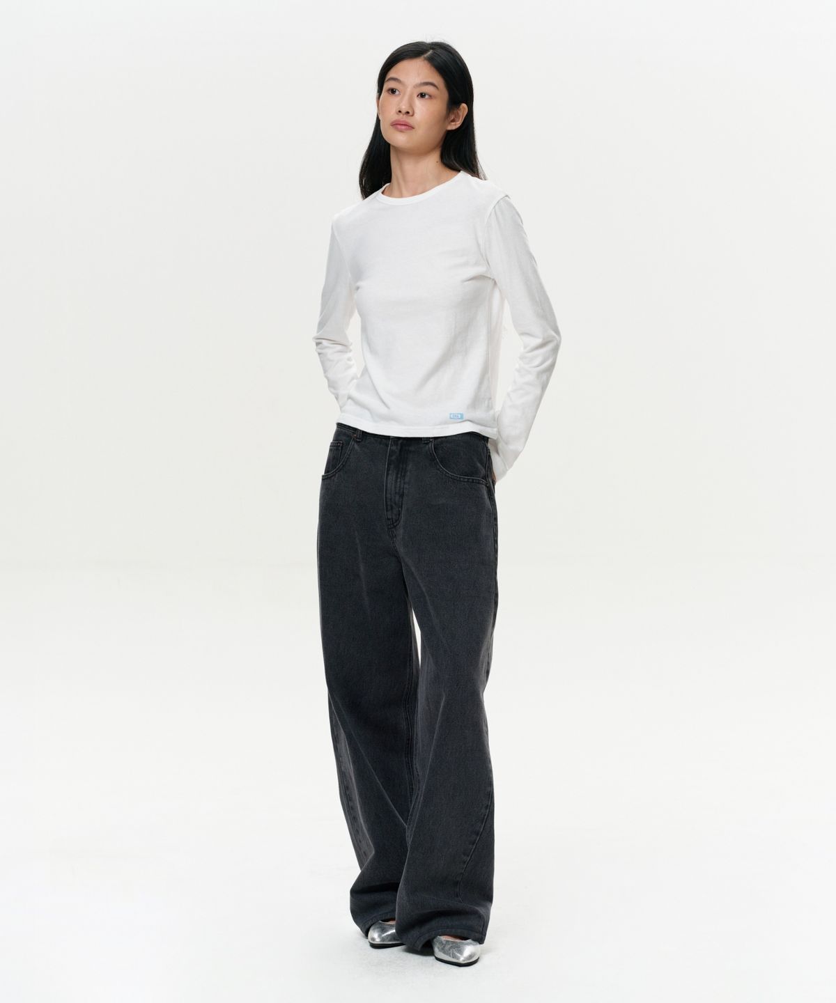 이알에이(ERA) WOMEN ERA VINTAGE COTTON LS T - WHITE