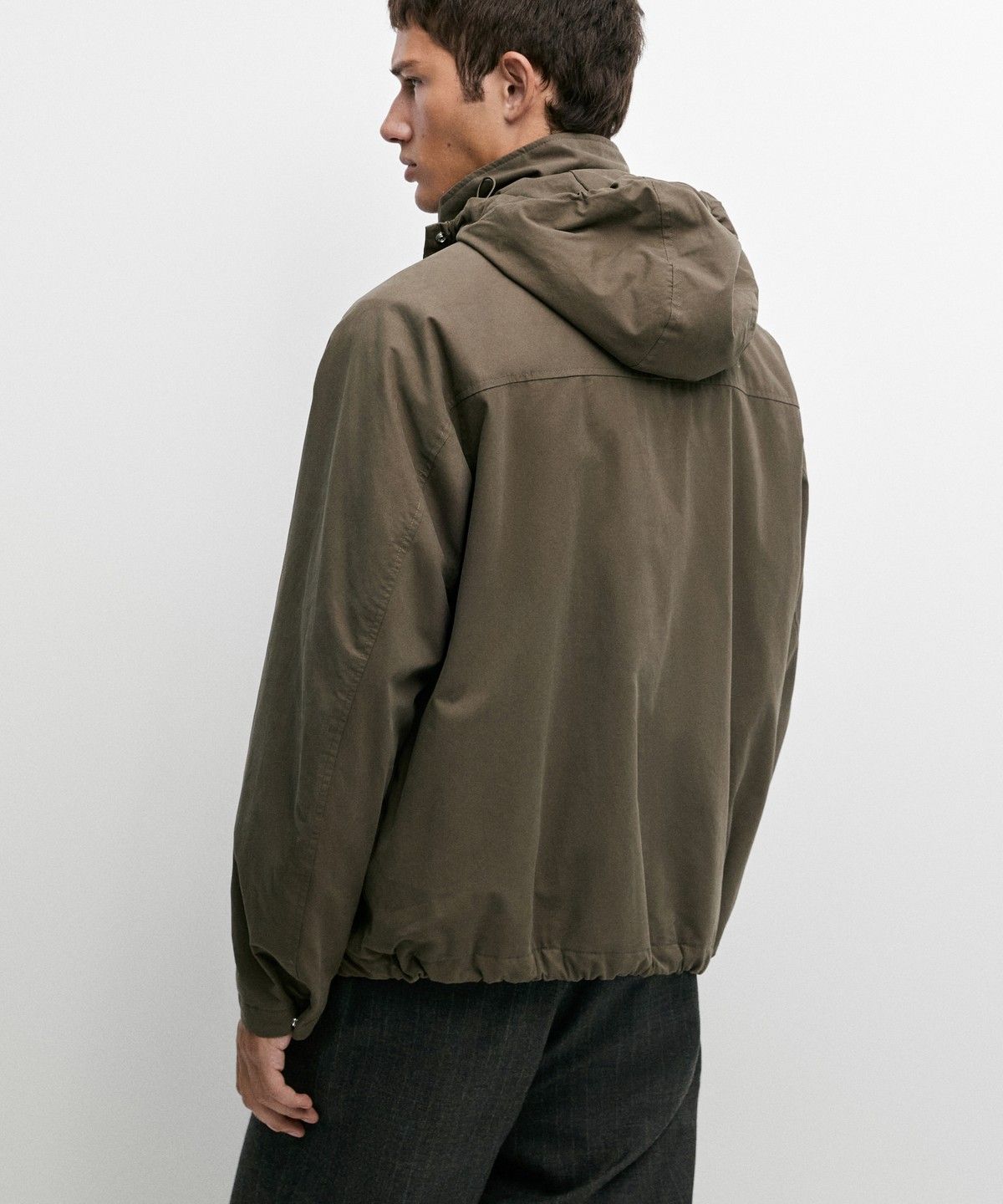 마시모두띠(MASSIMO DUTTI) 후드 퀼팅 쇼트 파카