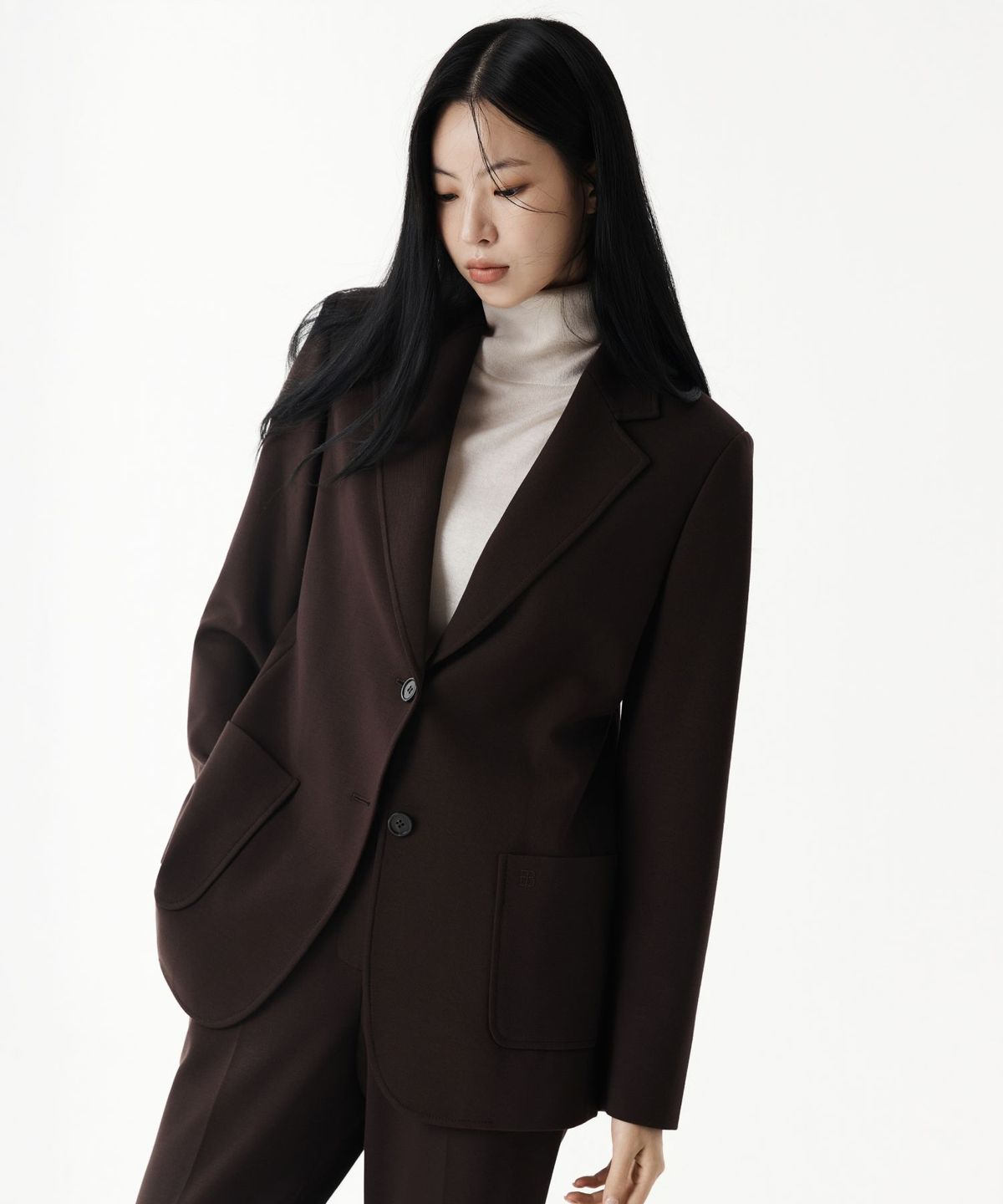 분트로이(BUNTRAU) 테일러드 스트레치 재킷