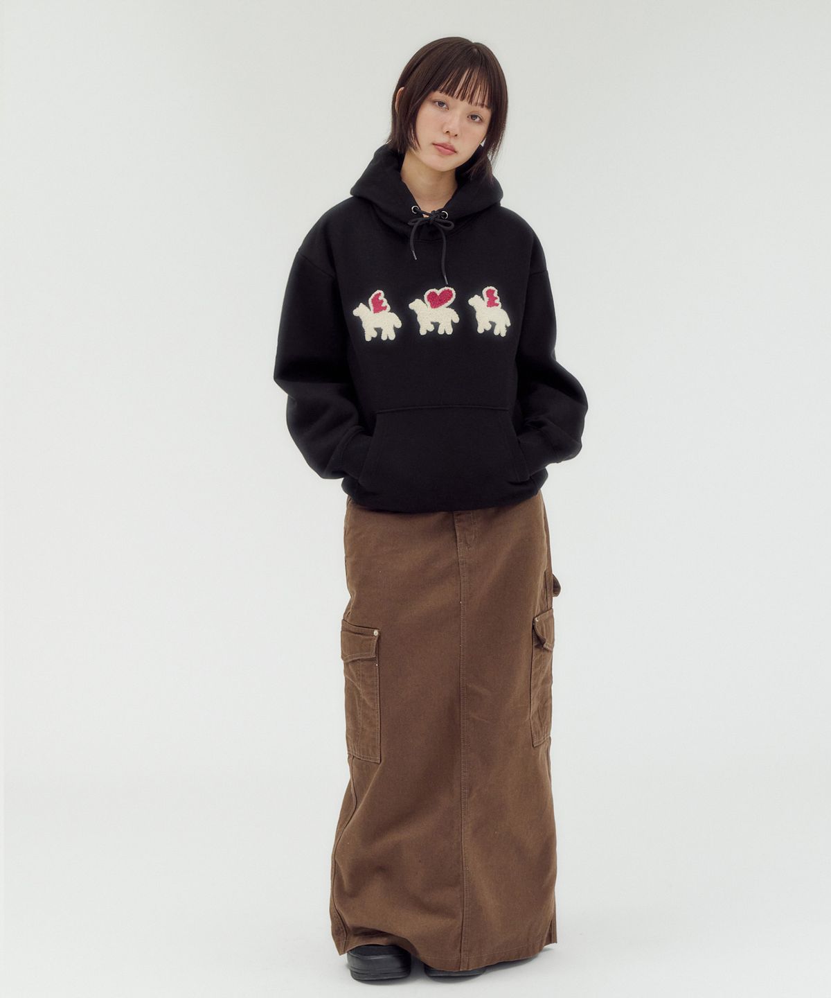 엠블러(AMBLER) Angel Logo 자수 후드 티셔츠 AHP1317 (블랙)