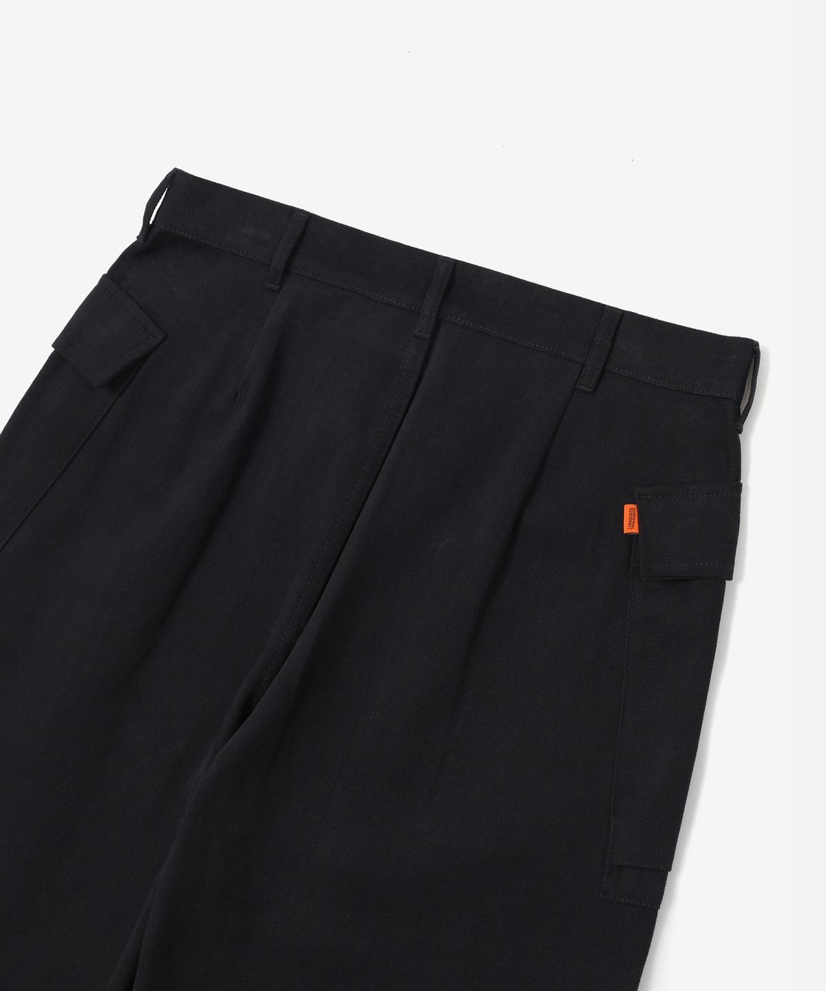유니버셜 오버롤(UNIVERSAL OVERALL) CARGO POCKET PANTS BLACK