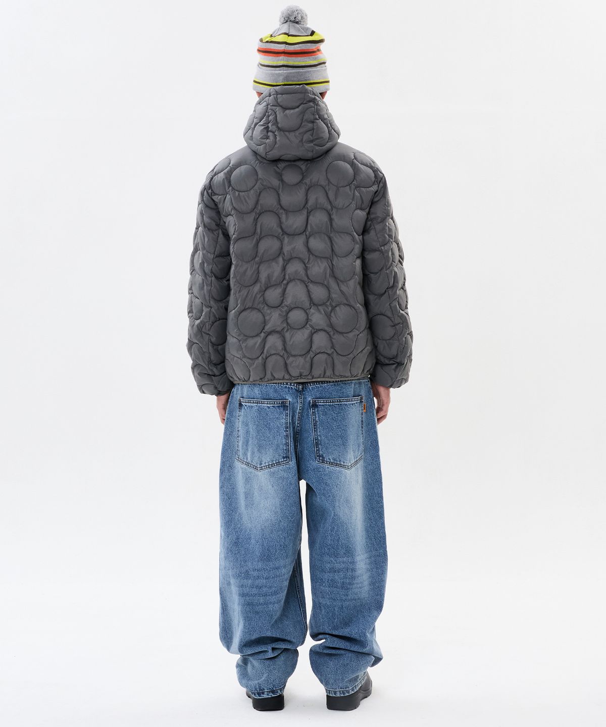 위캔더스(WKNDRS) MAZE LIGHT PADDED JK (CHARCOAL)