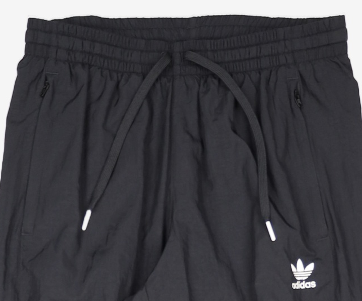 아디다스(ADIDAS) 리카이브 트랙팬츠 - 블랙 / HK7325 L