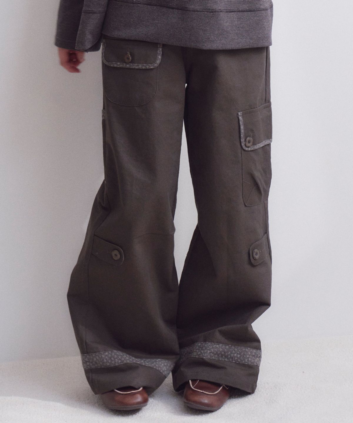 오피쉬(OAFISH) Folding Pocket Pants, Brown