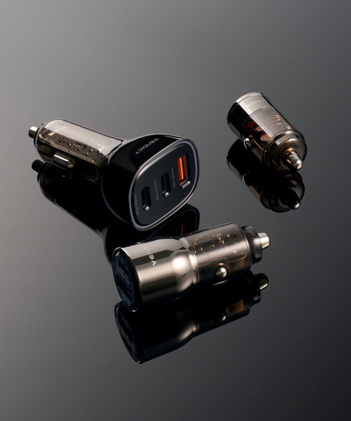 벤딕트(VENDICT) 차량용 100W 초고속 충전기 시거잭 듀얼 C타입 더 볼트