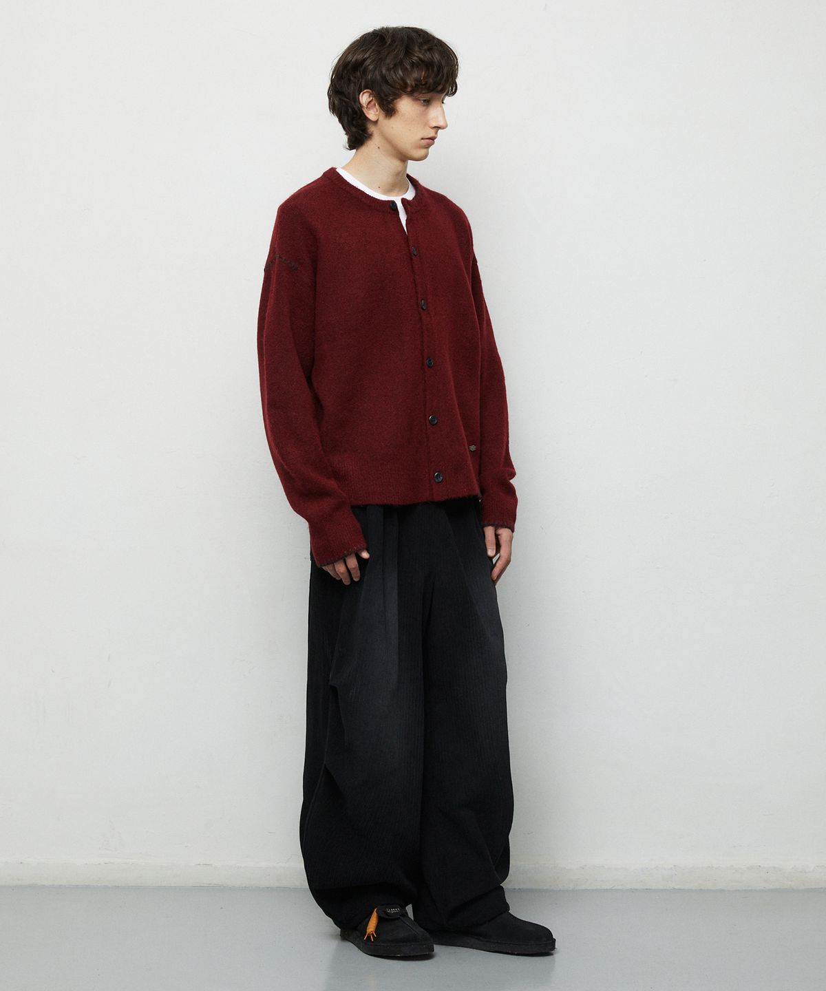 마하그리드(MAHAGRID) ROUND BUTTON UP CROP CARDIGAN[RED]