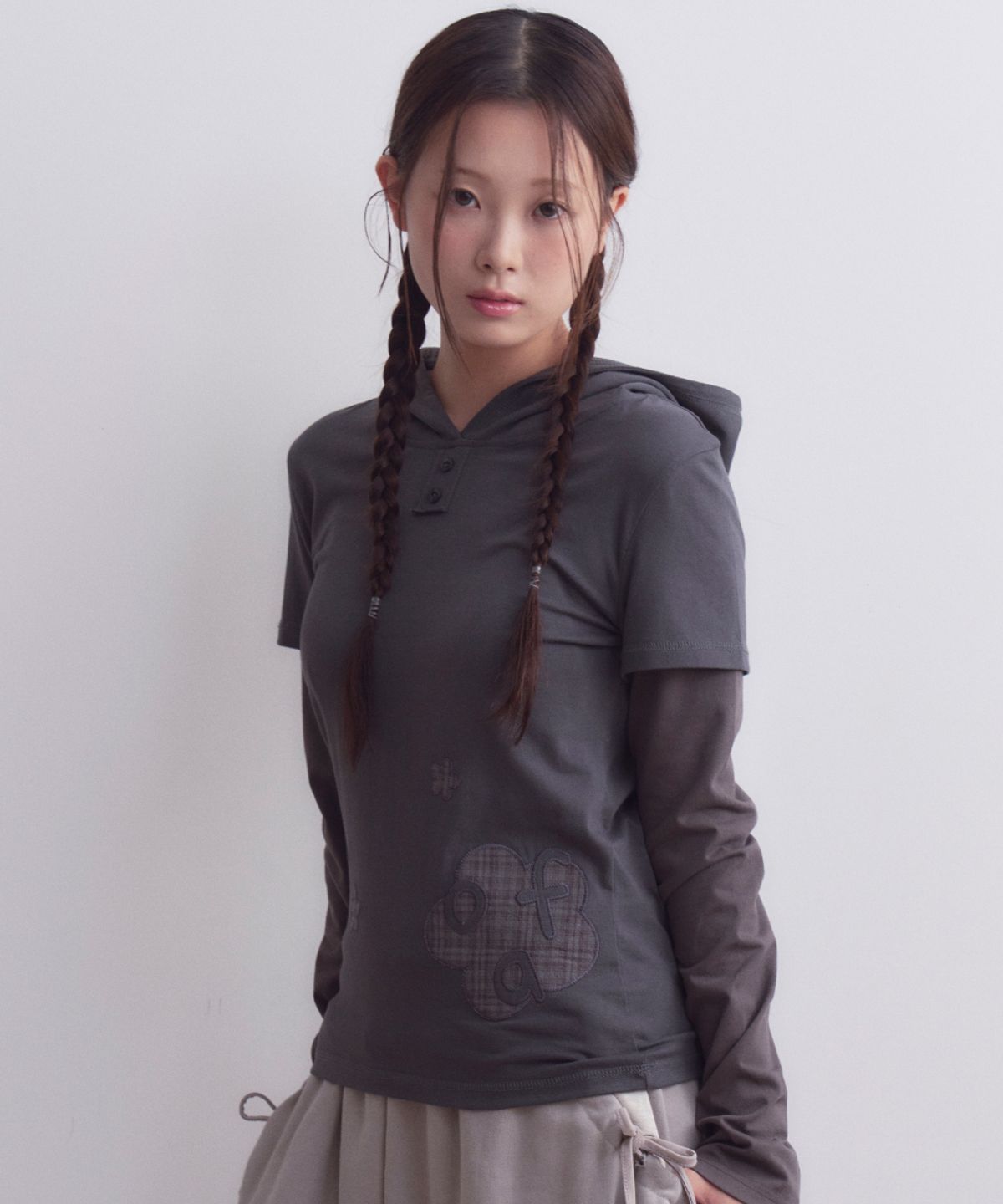 오피쉬(OAFISH) Flower Layered Hoodie, Charcoal