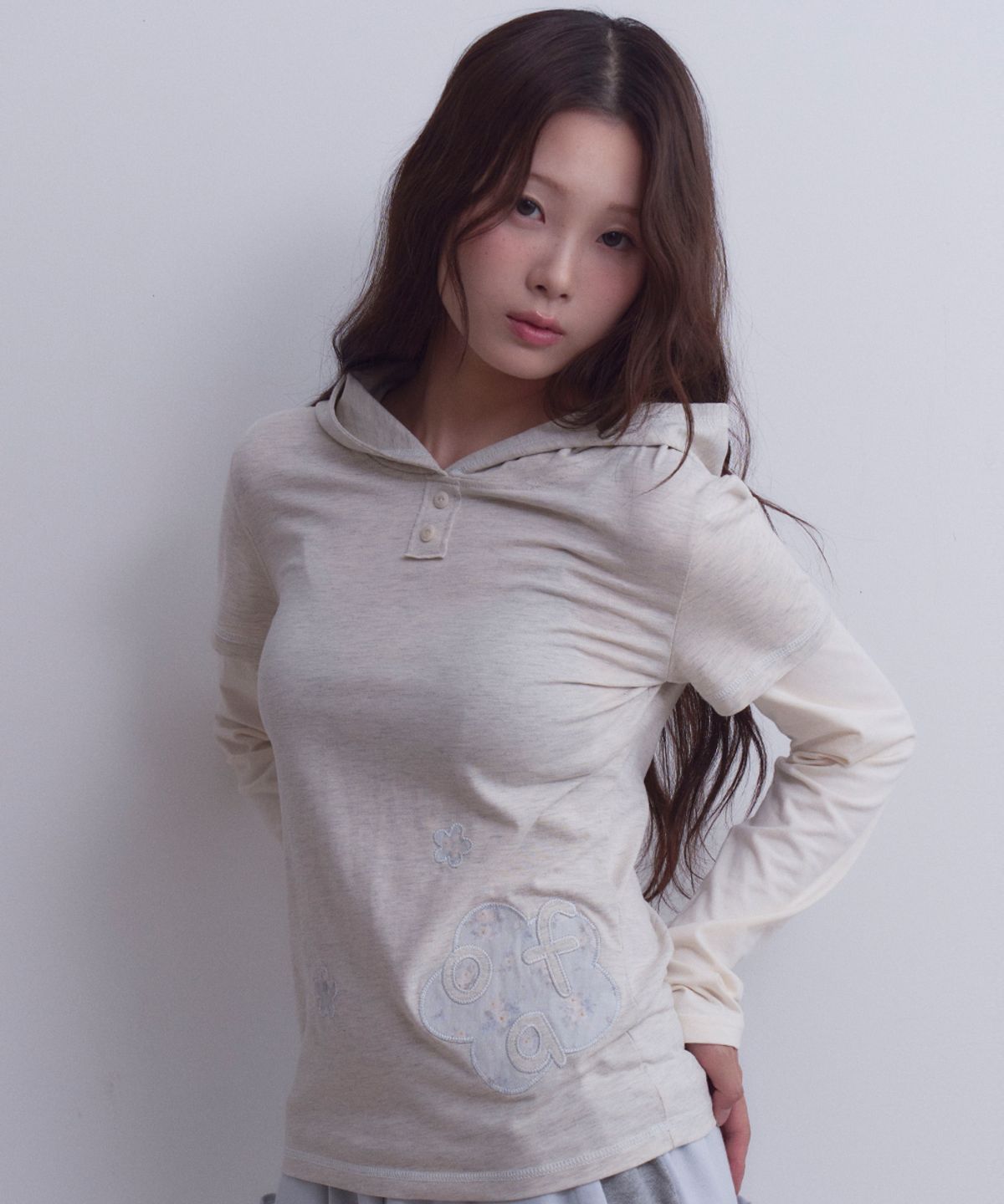 오피쉬(OAFISH) Flower Layered Hoodie, Oatmeal