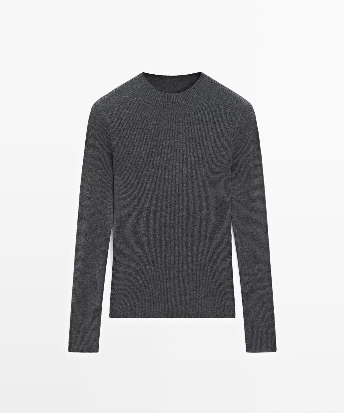 마시모두띠(MASSIMO DUTTI) 립드 터틀넥 니트 스웨터