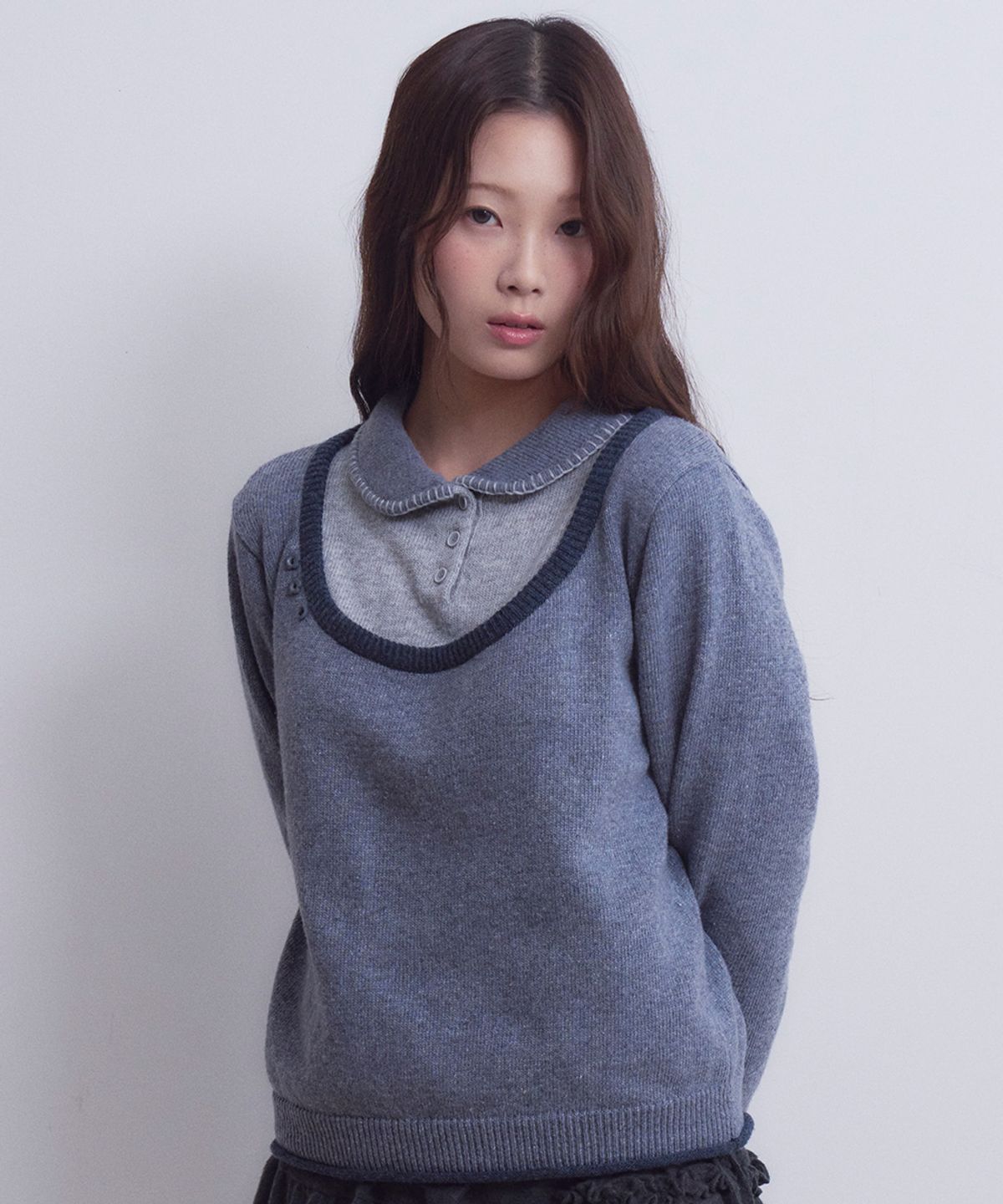 오피쉬(OAFISH) Rolled U-Neck Knit, Blue Gray