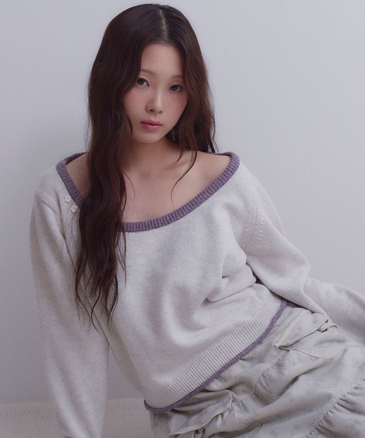 오피쉬(OAFISH) Rolled U-Neck Knit, Oatmeal