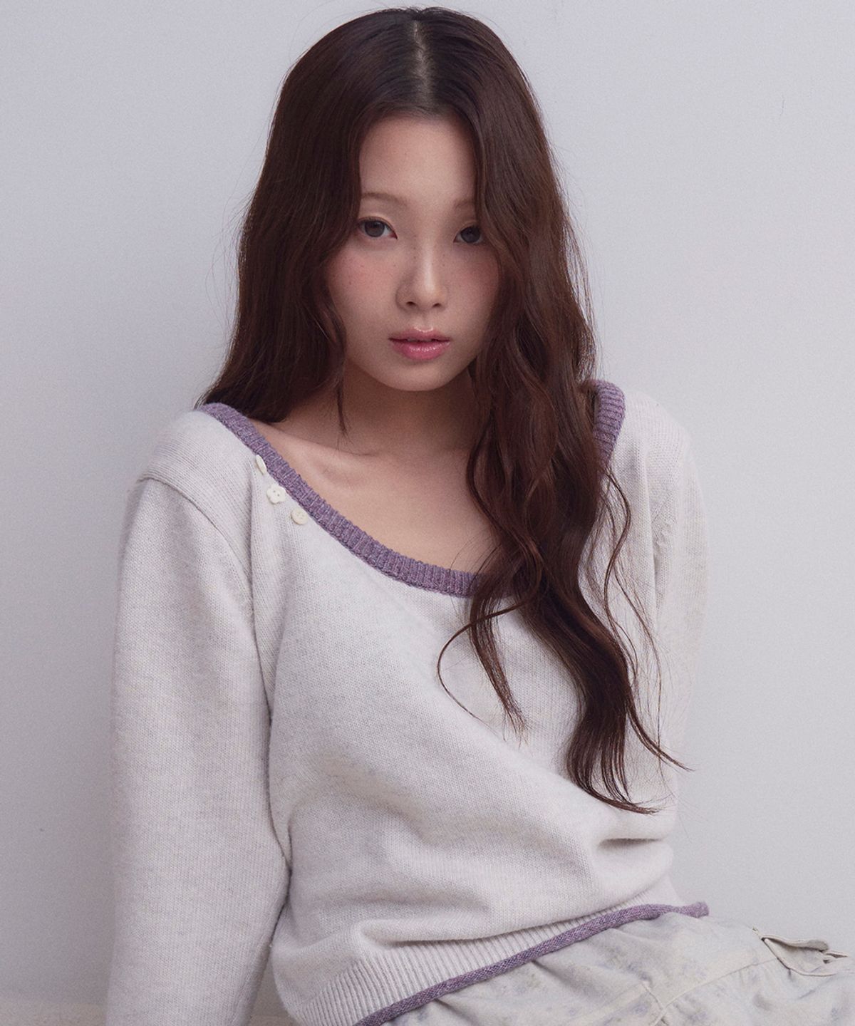 오피쉬(OAFISH) Rolled U-Neck Knit, Oatmeal