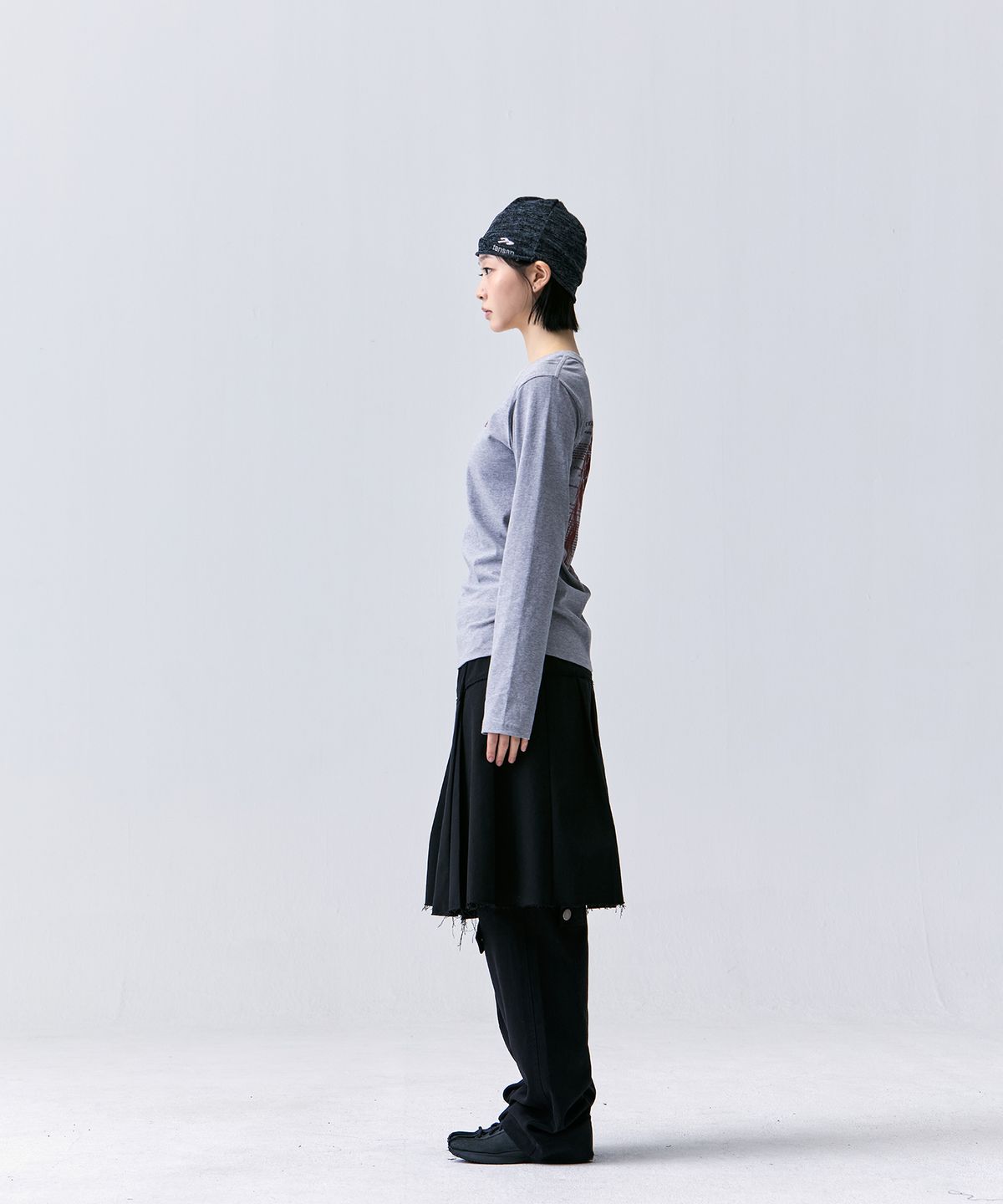 탄산마그네슘(TANSANMAGNESIUM) 윙 롱슬리브 (그레이/레드)