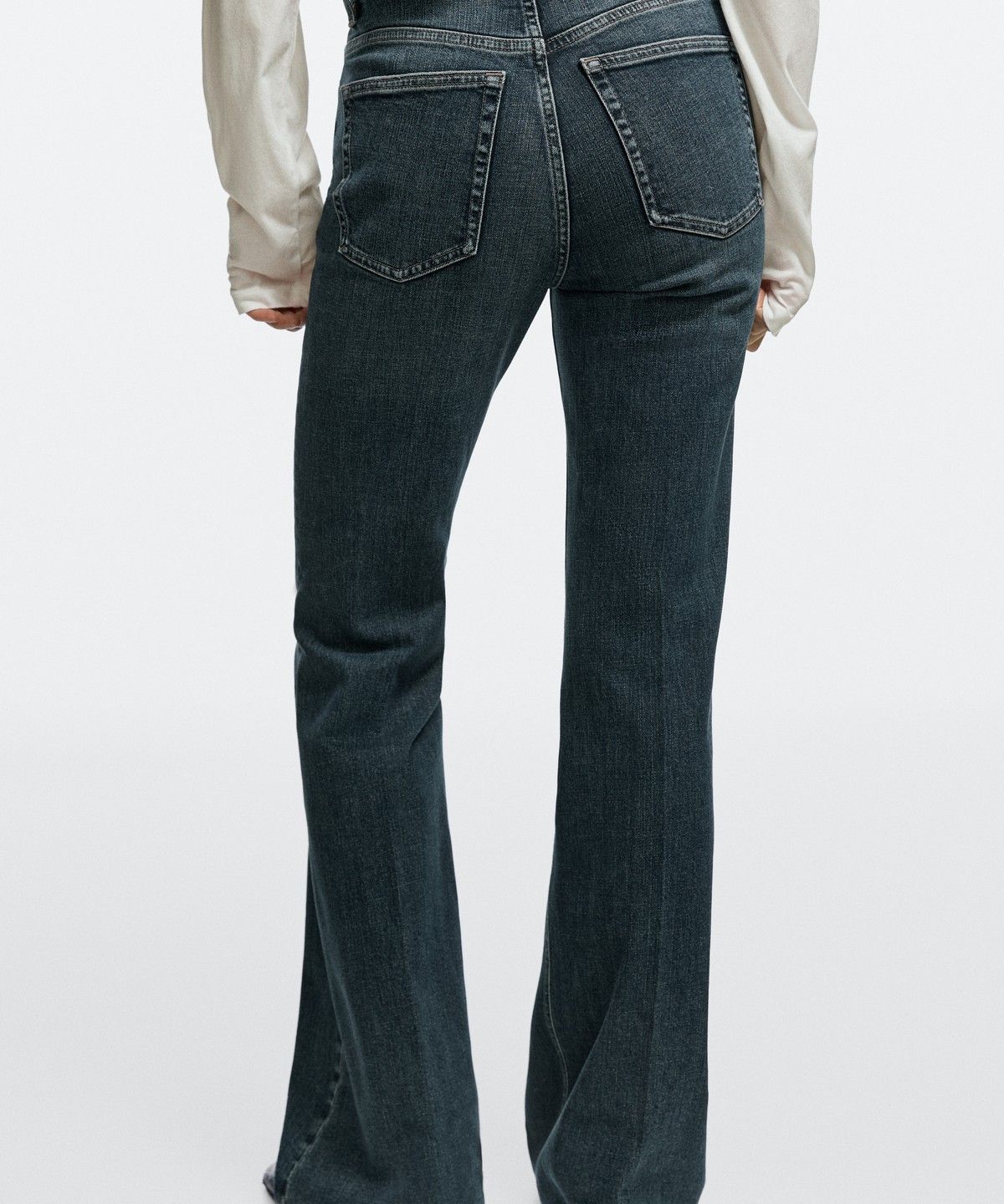 마시모두띠(MASSIMO DUTTI) 하이라이즈 스키니 플레어 진