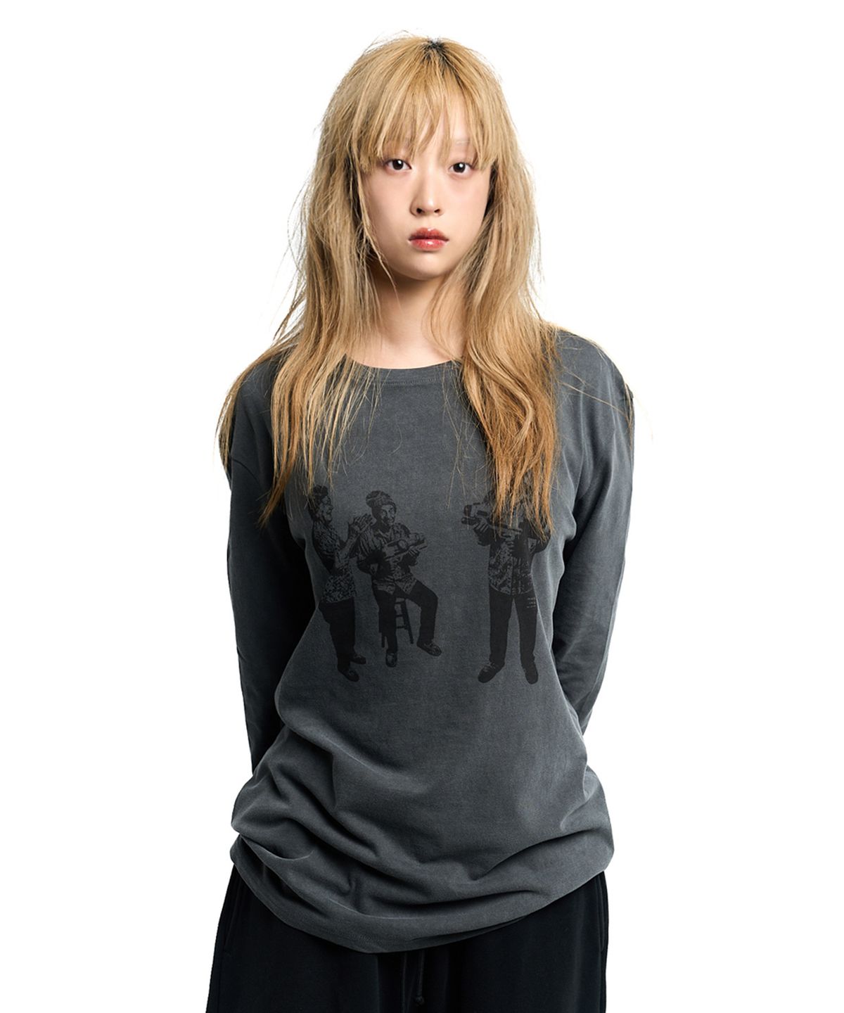 쓰리아이(3IE) OLD FRIENDS LONG SLEEVE_BLACK