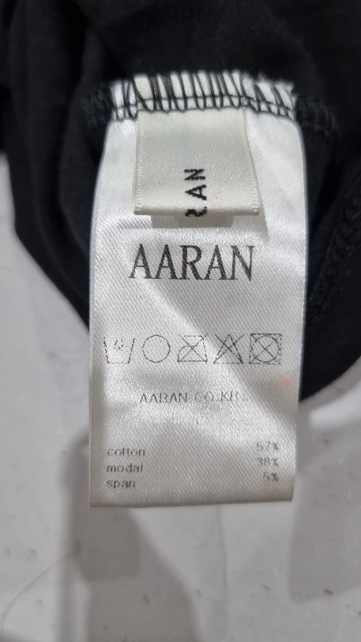 어랜(AARAN) 긴소매 티셔츠 XS