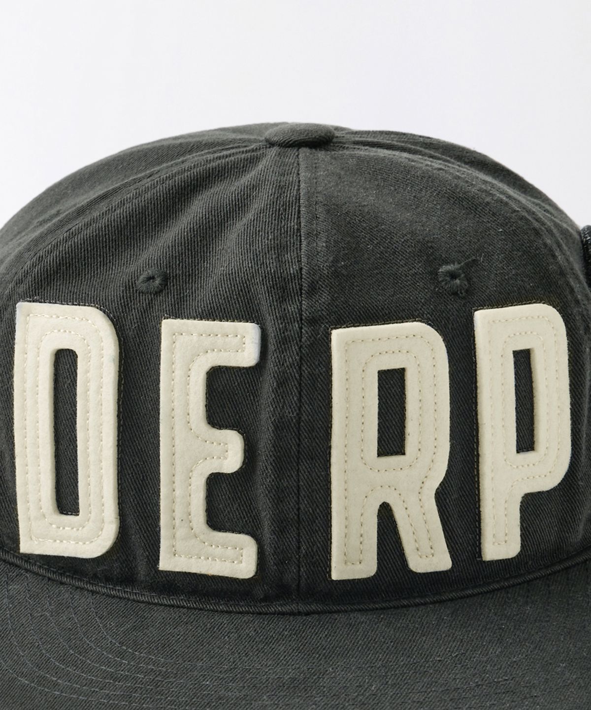 아웃스탠딩(OUTSTANDING) [LOONEY TUNES] COTTON CAP(DERP)_CHARCOAL